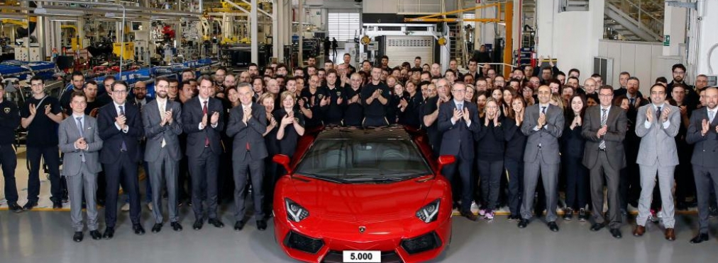 Компания Lamborghini выпустила юбилейный экземпляр Aventador