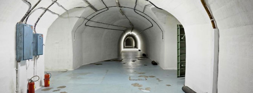В Украине в подземном бункере обнаружили БТР