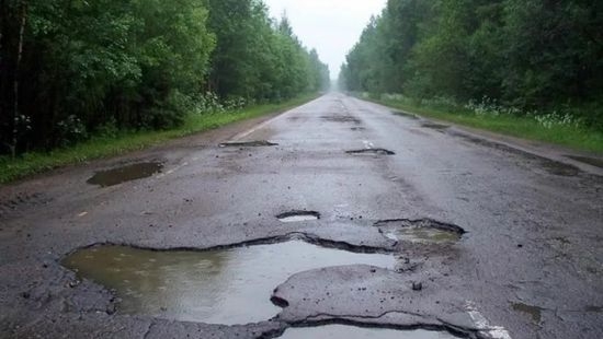 В каких областях хуже всего ремонтируют дороги