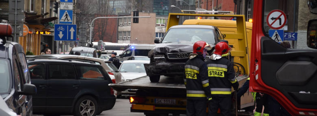 Нетрезвый украинец протаранил сразу восемь автомобилей в Польше