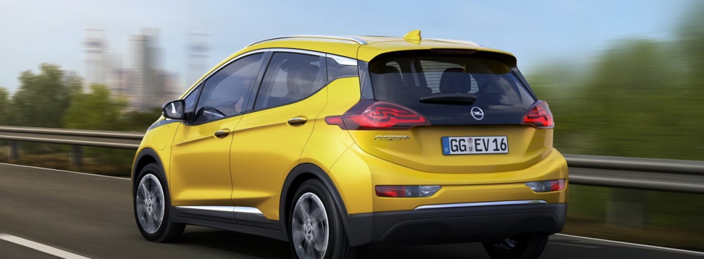 Глава General Motors протестировал электрокар Opel Ampera-e