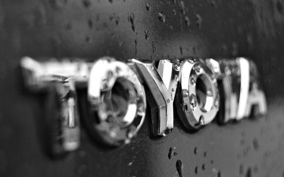 Марка Toyota срочно отзывает более 1,4 млн. машин