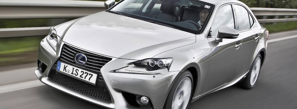 Lexus может возродить IS F с турбированным V6