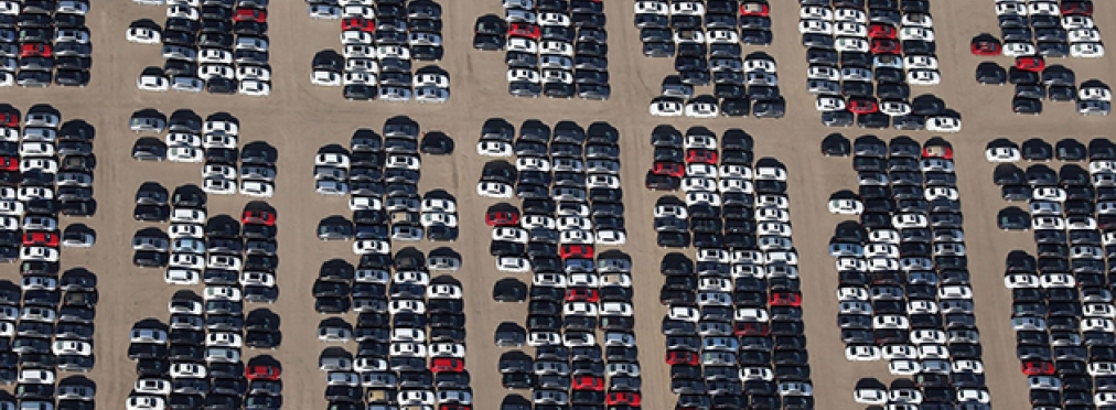 Volkswagen арендует аэропорт для хранения машин, которые нельзя продать