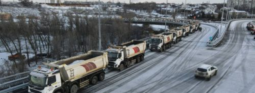 Вантовый мост в Запорожье испытали 30 самосвалами (фото, видео)