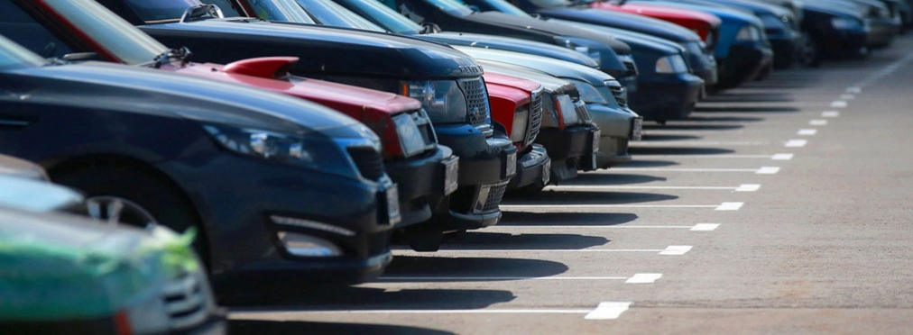 Ощадбанк распродает автомобили: цены стартуют от 1000 долларов