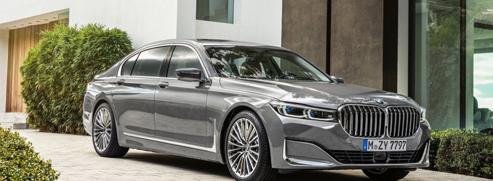 Следующая «семерка» BMW останется без двигателей V8 и V12