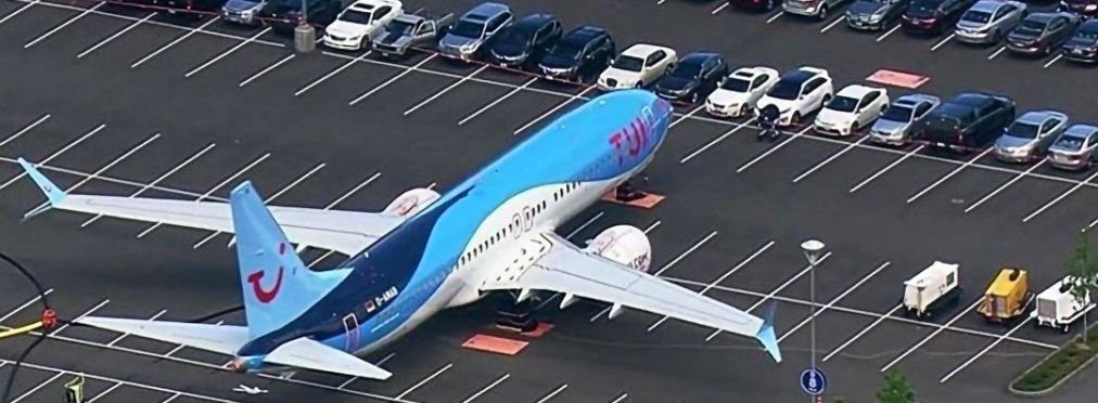 Boeing поставила самолеты на парковке для сотрудников
