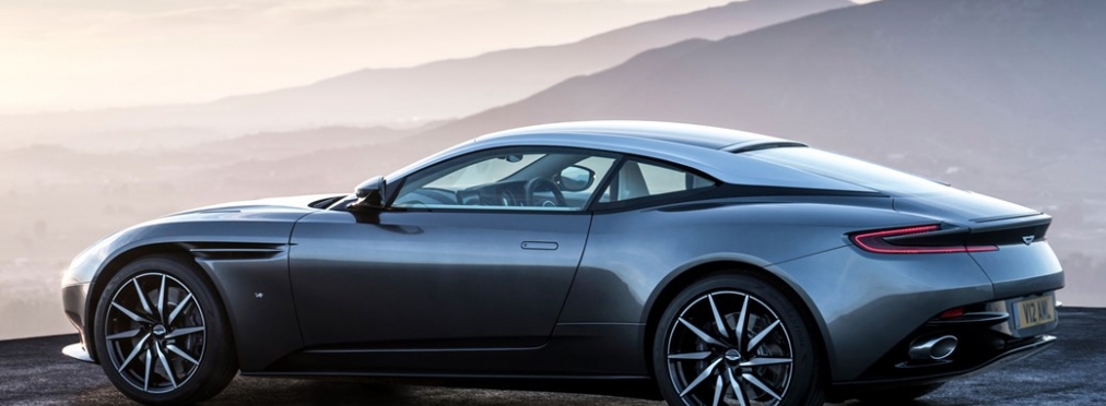 Компания Aston Martin опубликовала видео зимних испытаний суперкара