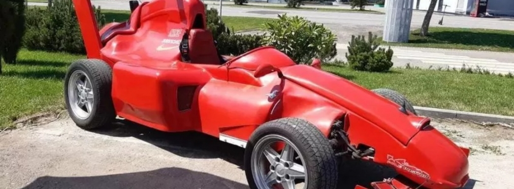 Старенький «Запорожец» превратили в болид Ferrari