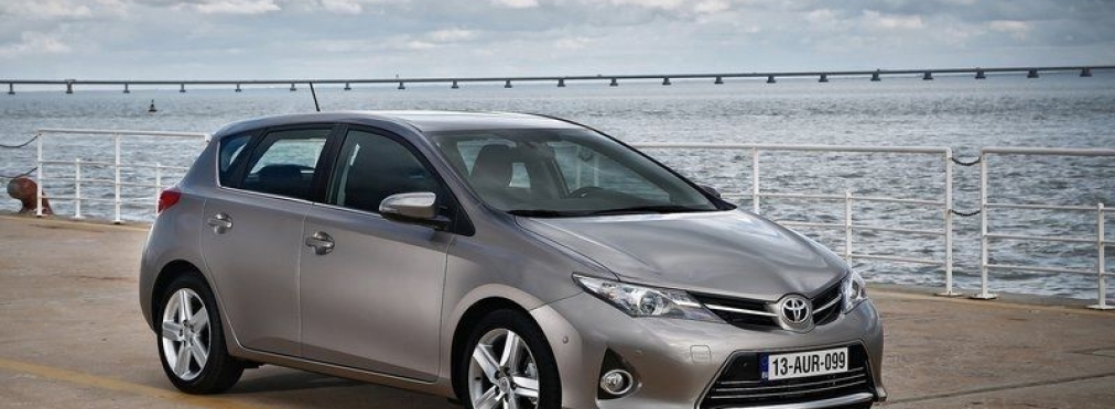 Toyota Auris вновь станет «Короллой»