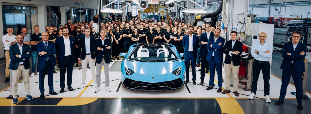 Конец эпохи: Lamborghini официально прекращает производство Aventador