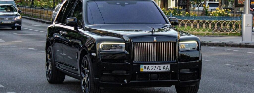 В Украине заметили эксклюзивный заряженный внедорожник Rolls-Royce