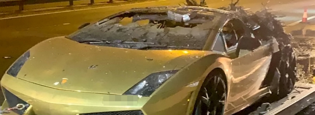 «Золотой» Lamborghini сгорел через час после ТО