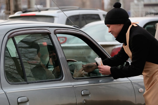 Украинские водители на территории РФ получают «странные подарки»