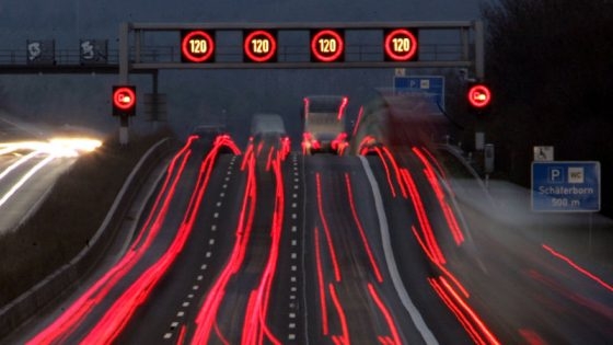 Почему немцы готовы отказаться от скоростных автобанов