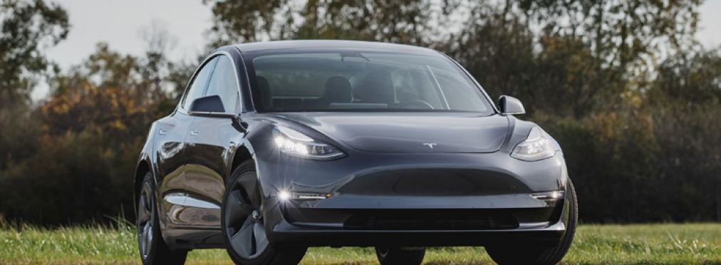 Электромобиль Tesla потерял руль во время движения