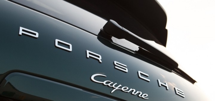 Опубликованы первые фото нового Porsche Cayenne