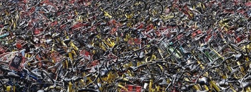 Как выглядит «кладбище» велосипедов в Китае