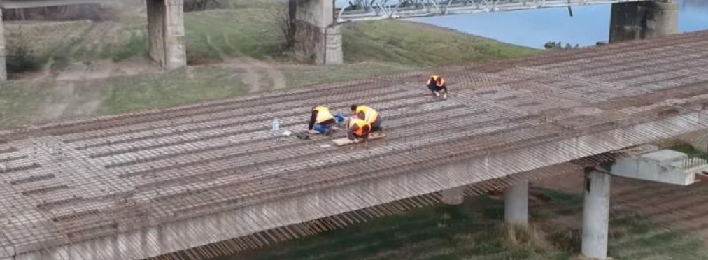 Как строят мост через Днестр