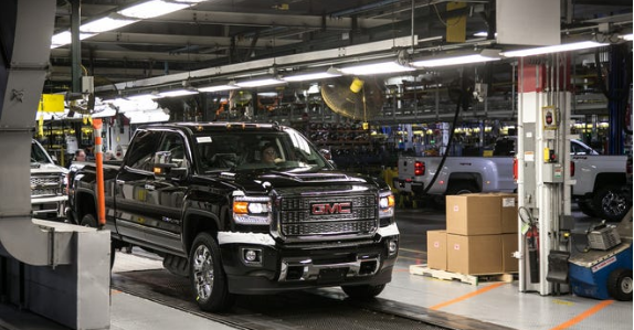 General Motors останавливает три завода в США 