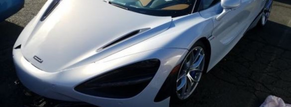 На популярном американском аукционе продают новенький суперкар McLaren 