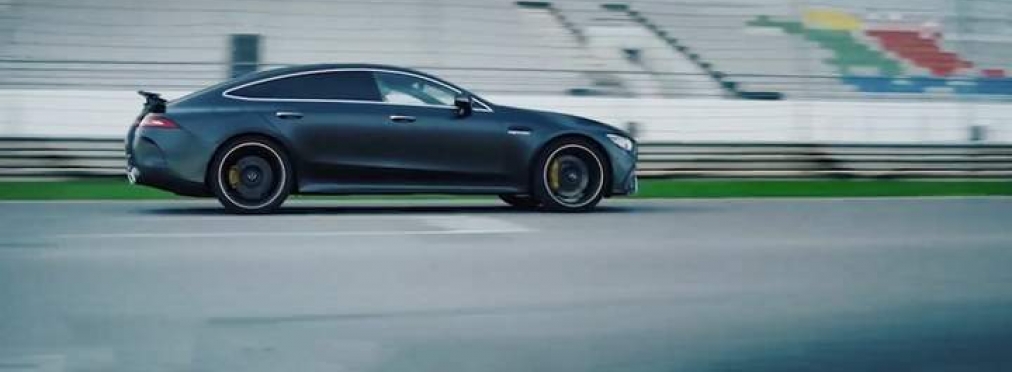Porsche Panamera VS Mercedes AMG: кто быстрее? (видео)