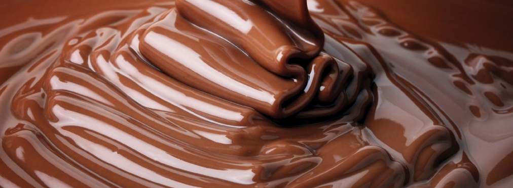 В США на дорогу вылилось 13 тысяч литров шоколада