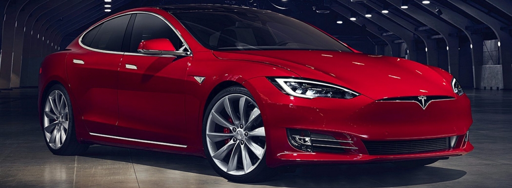 Бюджетную модель Tesla Model S сняли с производства ради Model 3