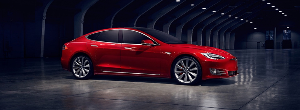 Tesla сделает Model S «похожим» на LaFerrari