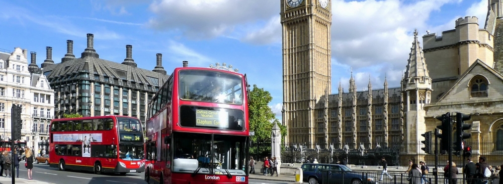 Лондонские автобусы помогают автомобилистам планировать маршруты