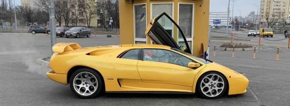 В Киеве засветился очень крутой Lamborghini