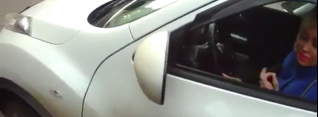 Автовладелица «Nissan Juke» нарушила ПДД и обозвала патрульных «лохами»