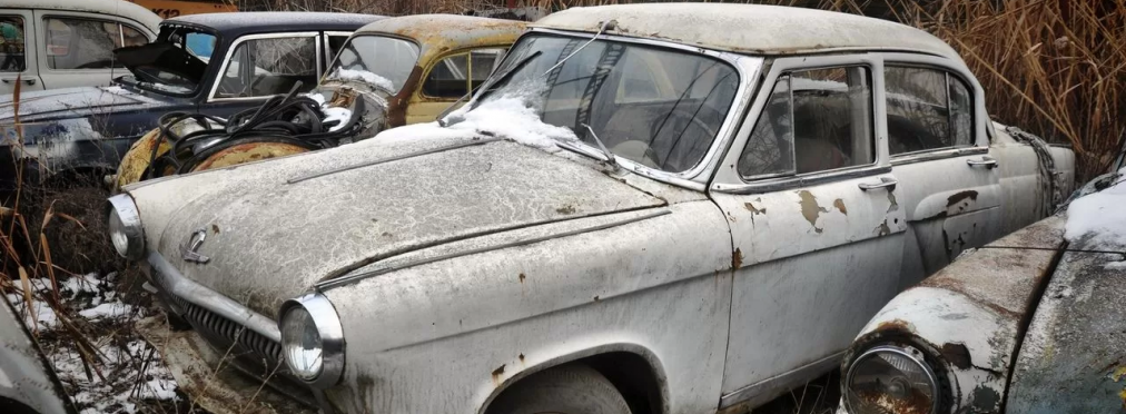 В сети показали коллекцию машин времен СССР – есть и правительственные лимузины (фото)