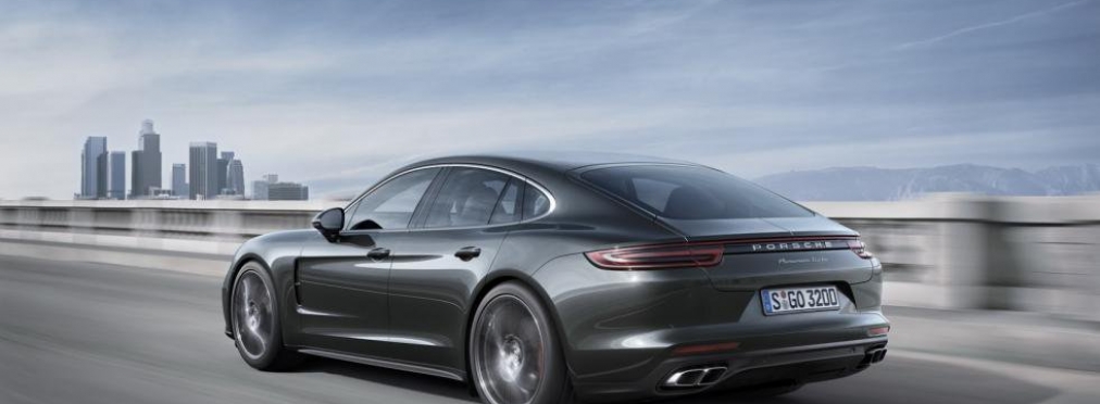 Porsche официально презентует новую Panamera