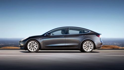 Тормоза Tesla Model 3 оказались не готовы к суровым испытаниям