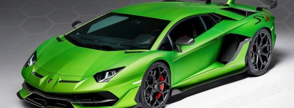 Lamborghini покажет в Женеве родстер Aventador SVJ