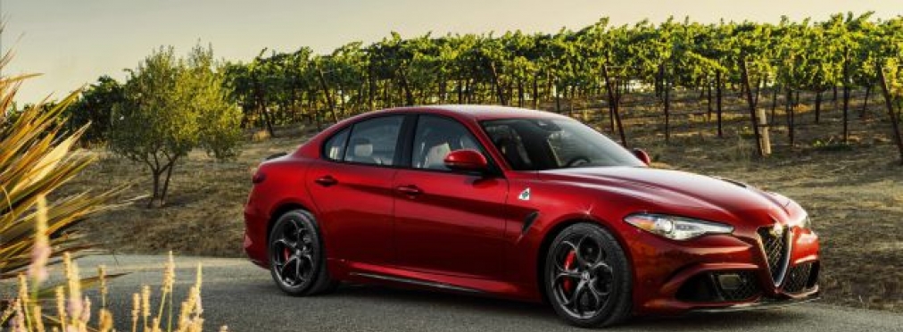 Новая Alfa Romeo Giulia завораживает своим дизайном