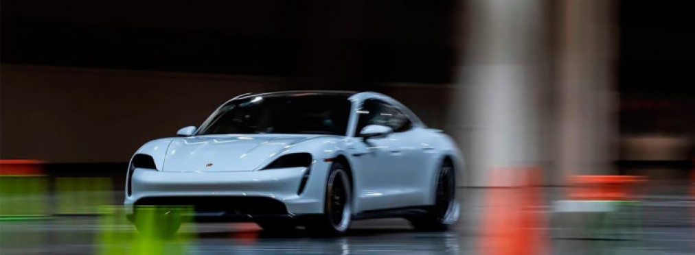Porsche Taycan установил очередной рекорд и попал в Книгу рекордов Гиннеса