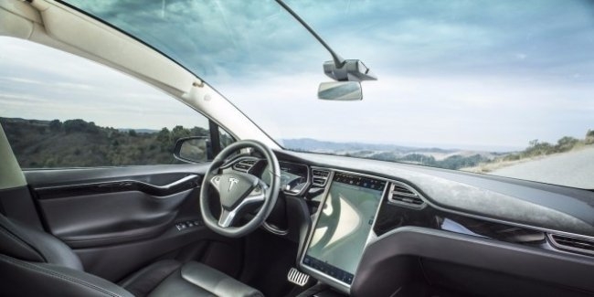 Tesla опубликовала детальный каталог запчастей к своим автомобилям