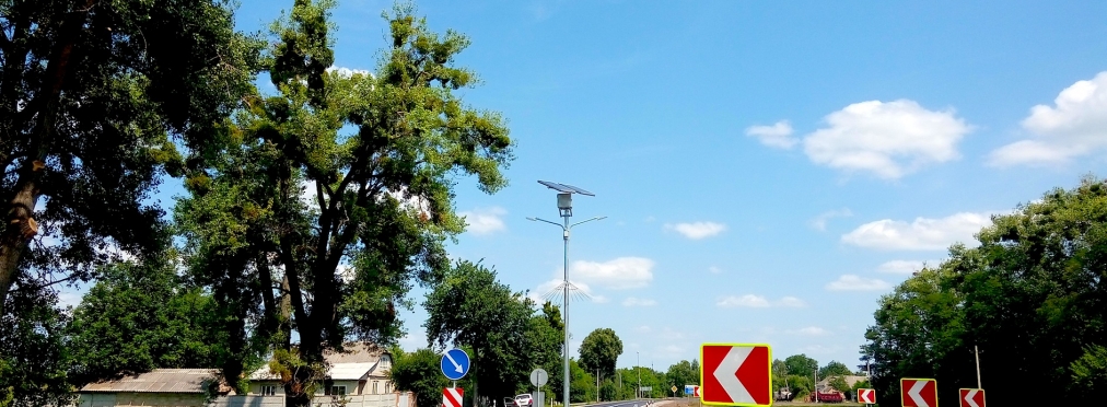 Укравтодор установит на дорогах 90 точек с автономным освещением