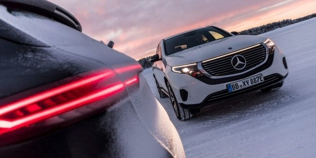 Зимние испытания Mercedes-Benz EQC