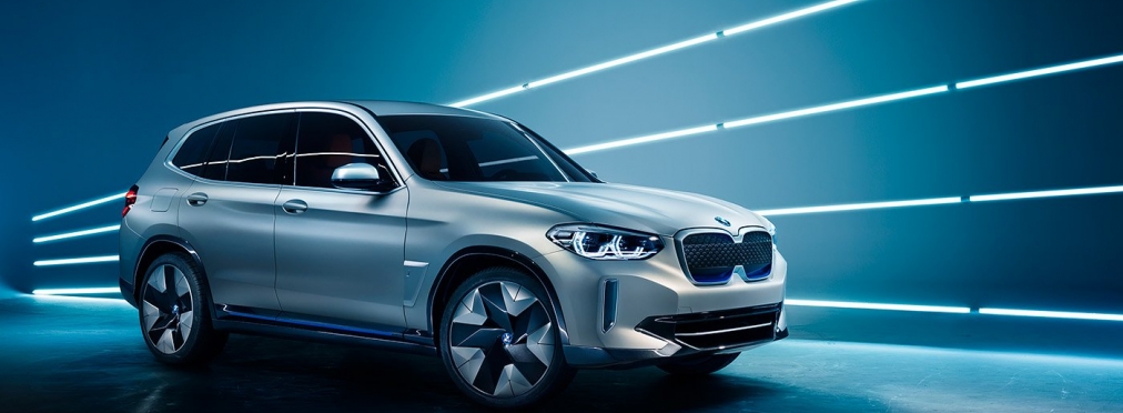 BMW начала принимать заказы на электрический кроссовер iX3