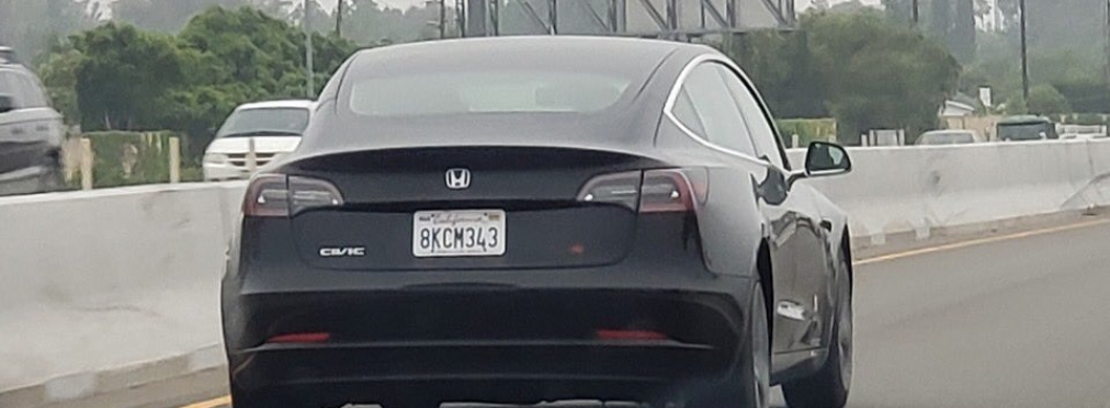 Электромобиль Tesla Model 3 превратили в Honda Civic