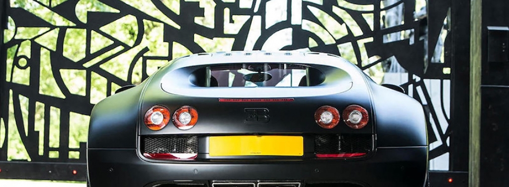 Последний Bugatti Veyron Super Sport выставят на аукцион