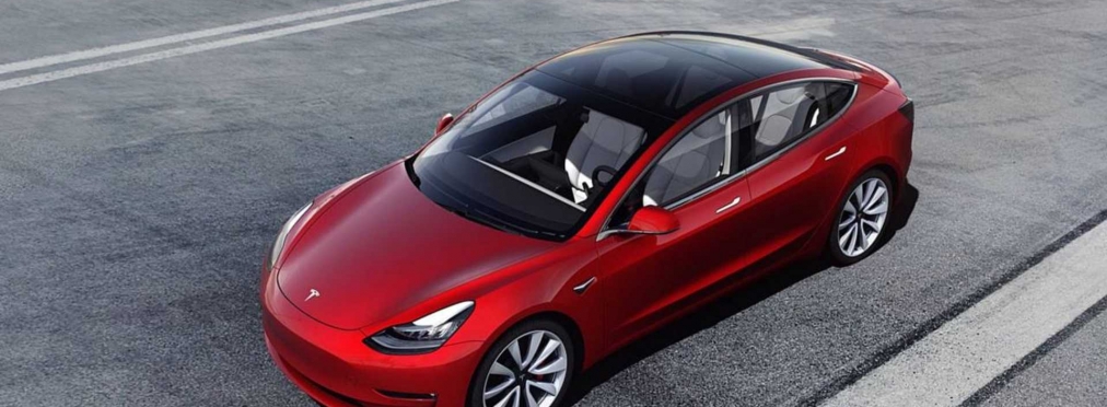 Tesla Model 3 колесит по Нюрбургрингу
