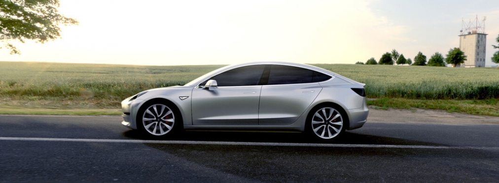 Прототип «бюджетной» Tesla Model 3 тестируют вчетвером