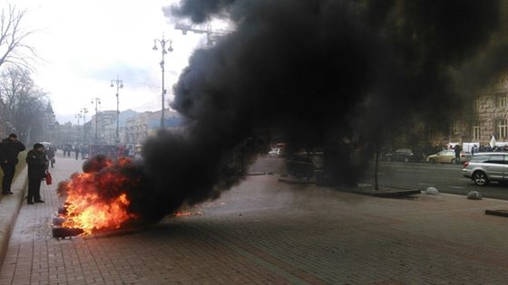 Второй день протестов против Uber: «горящие шины и акции протеста»