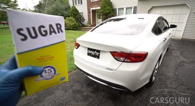 Что происходит с современным авто, если в бензобак попадает сахар (видео)