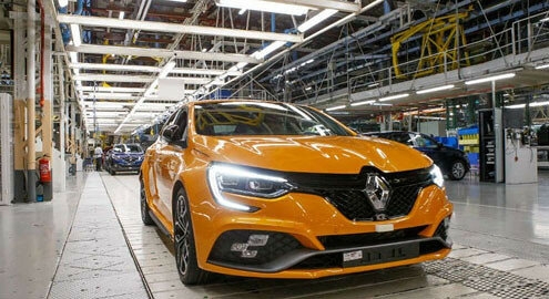 На заводах Renault массово воровали новые автомобили